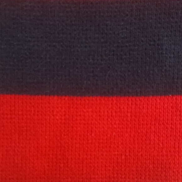 Ralph Lauren 3 button Henley - Picture 3 of 4